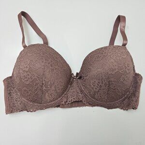 286. Warner's padded underwire bra. NWOT